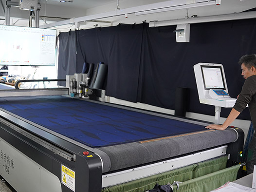 Automated Cutting Bed